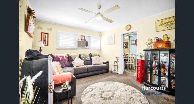 17 Moresby Crescent, NSW 2770