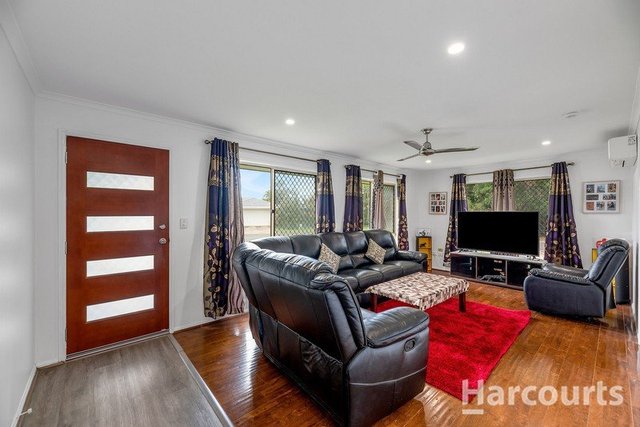17 Silkyoak Circuit, QLD 4018