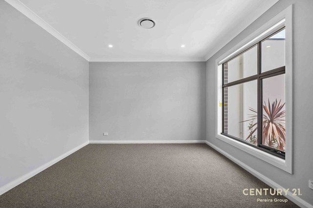 13 Thompson Road, NSW 2570