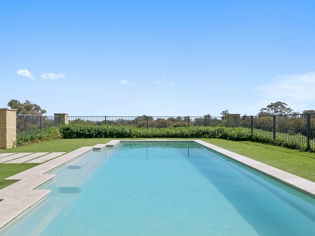4 Shiraz Place, NSW 2582