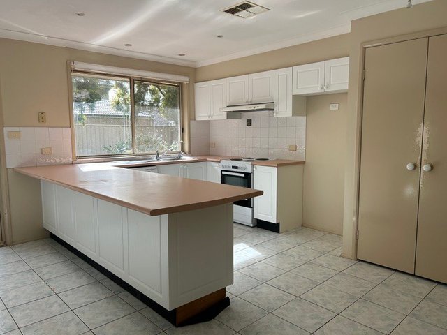 72 Fairwater Drive, NSW 2567