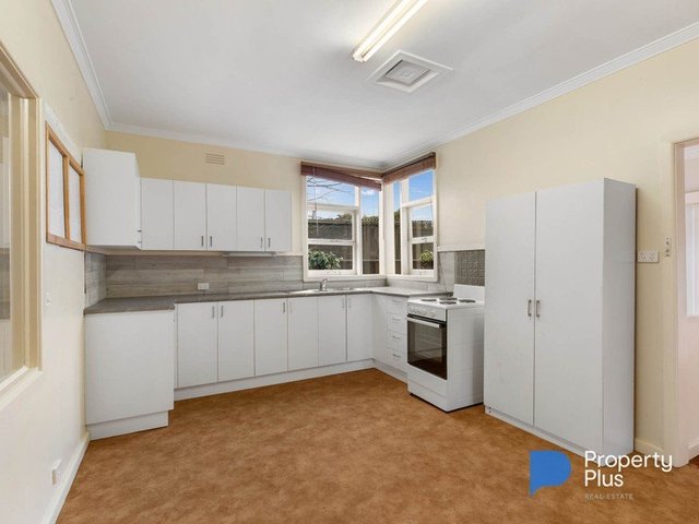27 Strickland Road, VIC 3550