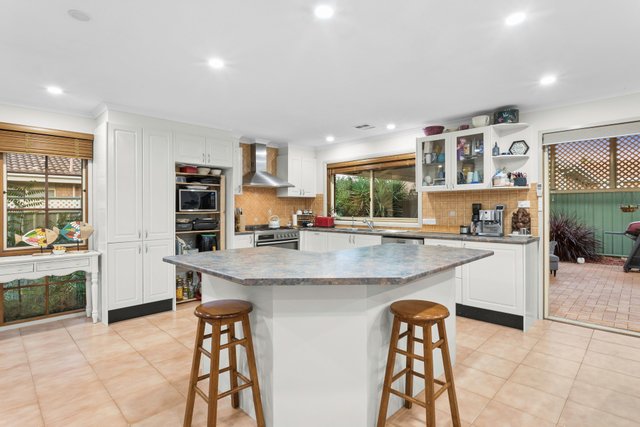 16 Acacia Drive, NSW 2619