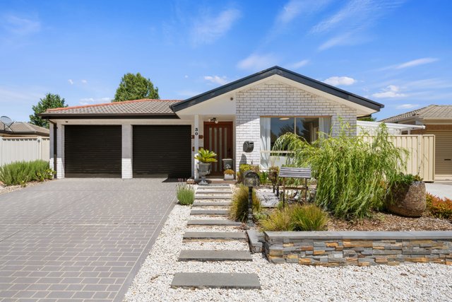 30 Polwarth Circuit, ACT 2615