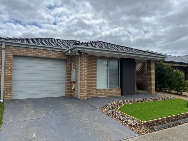 77 Golden Wattle Drive, VIC 3217