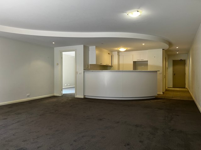 17/2 Eldridge Crescent, ACT 2605