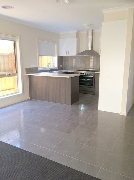 3/5 Ararat Avenue, VIC 3058