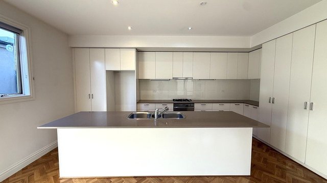 1/9 Edinburgh Avenue, VIC 3162