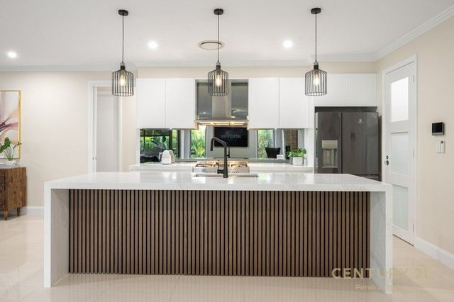 6 Moonlite Court, NSW 2567