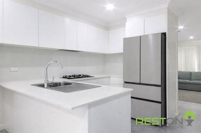 1/41 Brisbane Street, NSW 2760