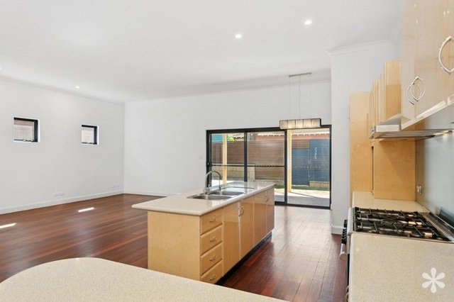 28 Grantham Street, WA 6014