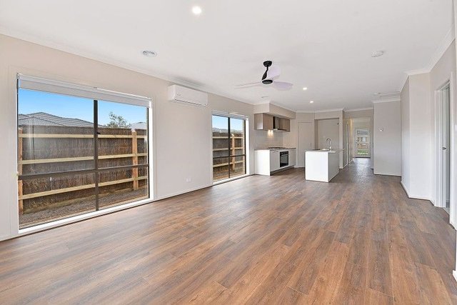 9 Biplane Way, VIC 3427