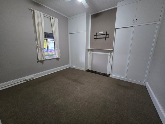 84 Rossi Street, NSW 2582