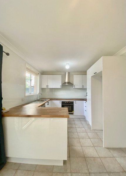 24 Odelia Crescent, NSW 2761