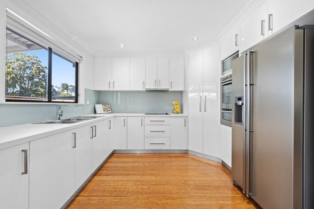 19 Hinkler Street, NSW 2164