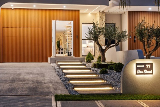 77 Eton Street, NSW 2164