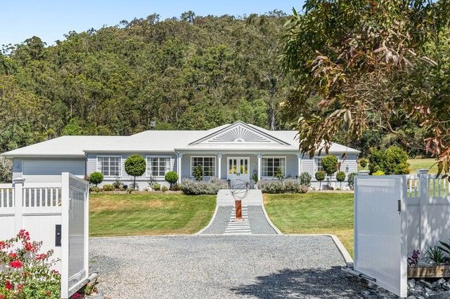 19 Clearwater Court, QLD 4210