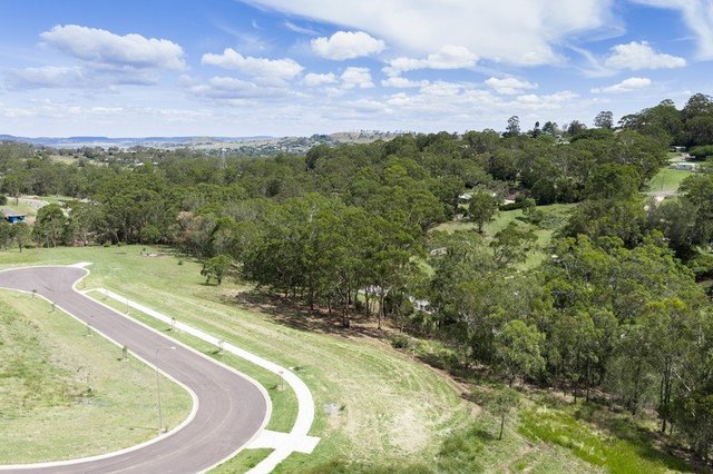 8 Dani Court, QLD 4350