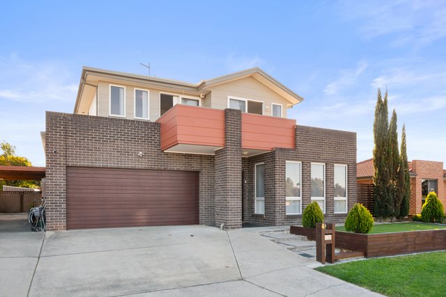 4 Gordon Withnall Crescent, ACT 2615