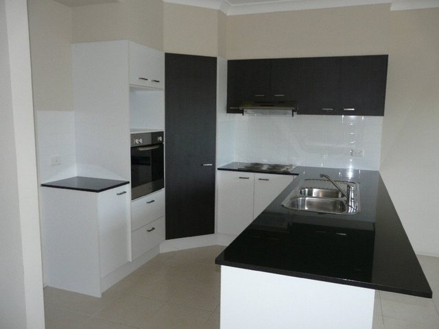 8 Trotter Street, NSW 2570