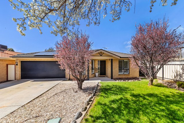 4 Edgley Place, ACT 2615
