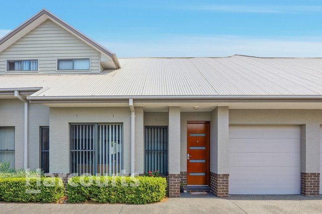 5/115 Menangle Street, NSW 2571
