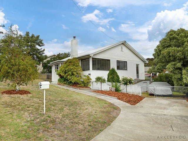 34 Riawena Road, TAS 7018