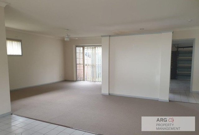 18 Kawana Crescent, QLD 4130