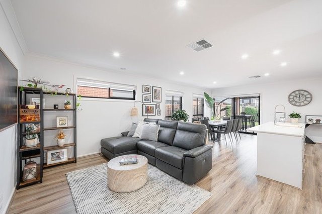 16 Rosehill Way, VIC 3427