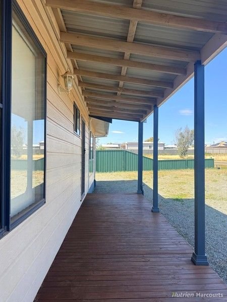 15 Clifton Place, NSW 2835