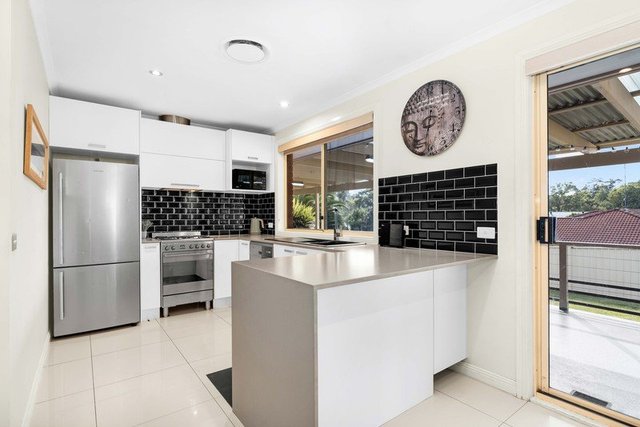 11 Carbasse Crescent, NSW 2560