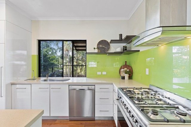 14 Rowling Street, NT 0810