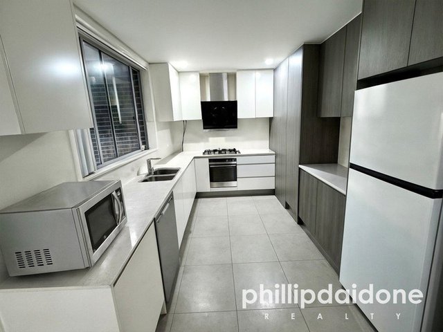 18 Dunbar Avenue, NSW 2143