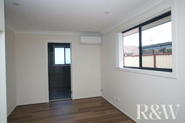 8A Dunsmore Street, NSW 2766