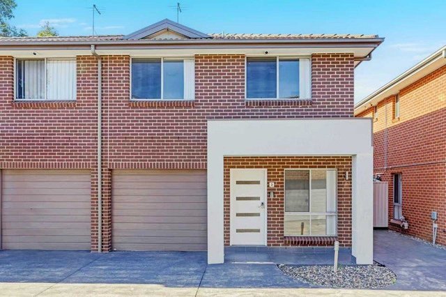 3 Sonoran Glade, NSW 2761