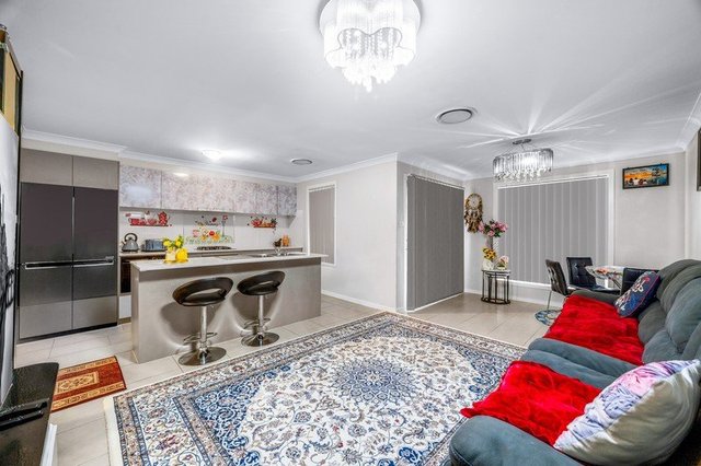 24 Webber Circuit, NSW 2565