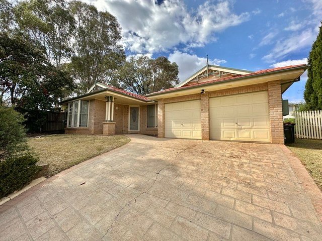 10 Borodino Place, NSW 2567