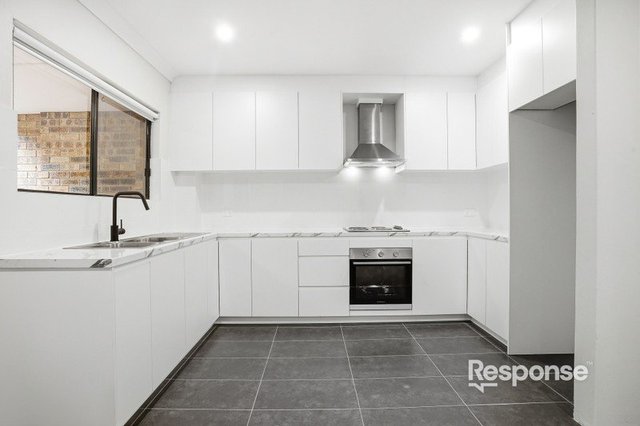 14/17 Preston Street, NSW 2750