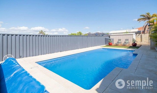 4 Watson Road, WA 6164