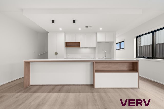 12 Storksbill Terrace, NSW 2620