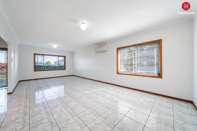 43 Glenrowan Drive, NSW 2567