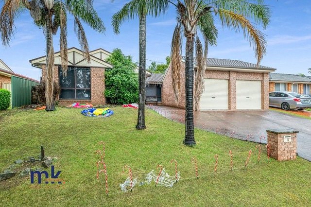 5 Fitton Place, NSW 2560