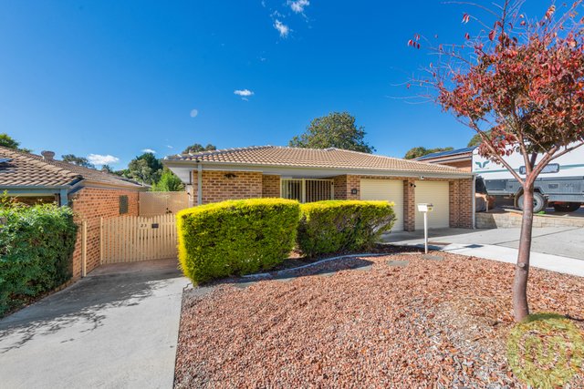 23 Charlton Crescent, ACT 2906