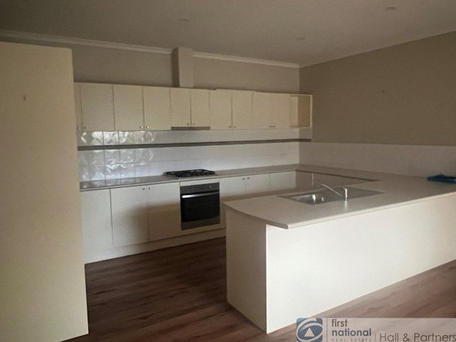 8/22-25 Main Street, VIC 3804