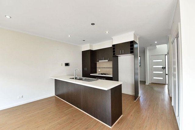 3/5 Gwilt Street, VIC 3049