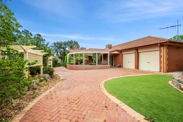 4 Maple Crescent, NSW 2619
