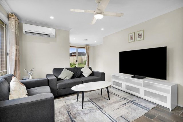16A Crommelin Crescent, NSW 2560