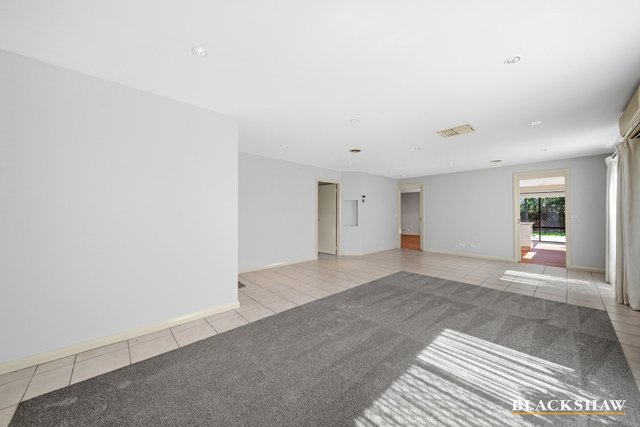 42 Bayside Court, NSW 2619