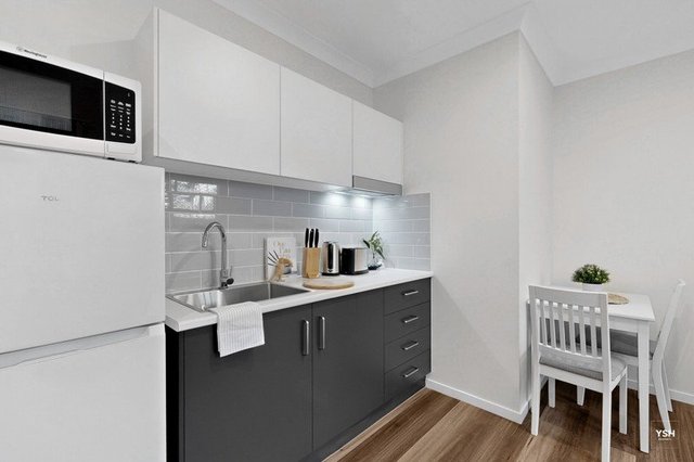 3/88 Board Street, QLD 4017