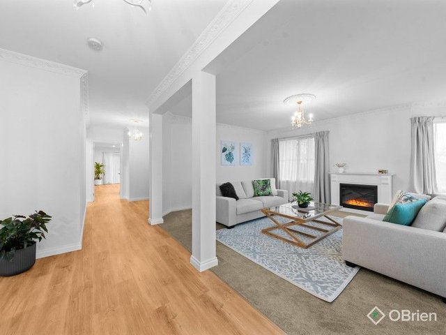 13 Waterbush Crescent, VIC 3975